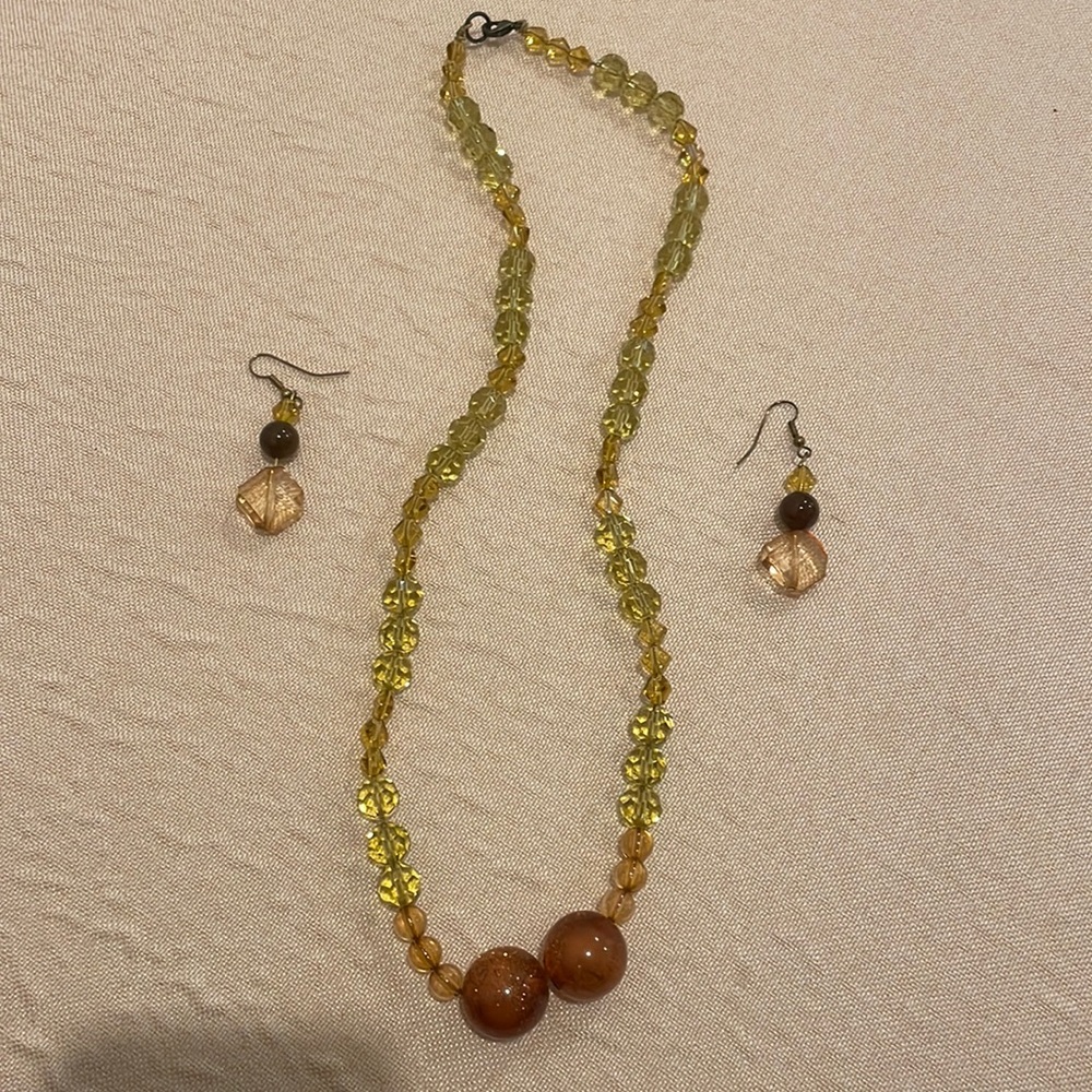 Beautiful amber color beaded necklace and earrings set